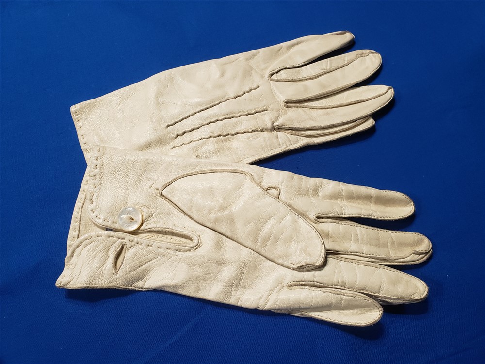 GLOVES WHITE NURSE CADET - Doughboy Military Collectables Springfield ...