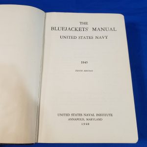 navy-blue-manual-jackets-1940-wwii-sailors-training-weapons-guns