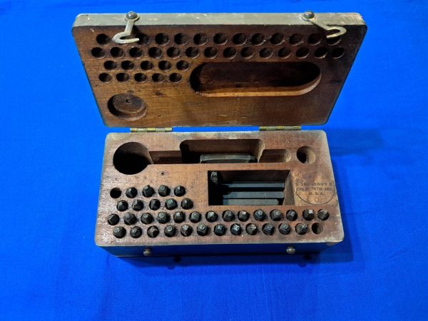 world-war-one-dog-tag-stamp-die-kit-in-wooden-box-with-only-dies-no-hammer