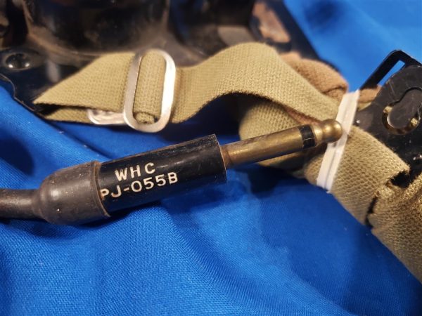 hs-25-korean-war-era-mic-microphone-radio-talker