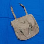 m36-musette-bag-43-1943-officers-wwii-canvas-strap-button-used-stain-nice-condition