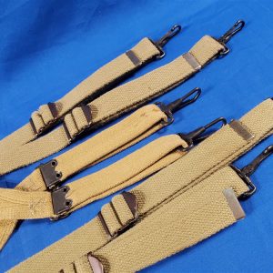 pair-of-world-war-2-suspender-1944-44-dated-frohlich-made-mint-2-tone-color