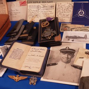 group-navy-hellcat-pilot-kia-with-named-items-photos-purple-heart-not-named-and-shaving-embossed-box