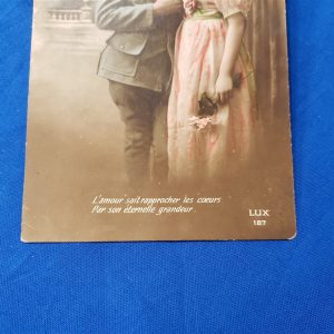 french-world-war-post-card-of-2-french-lovers-with-writing-on-the-back