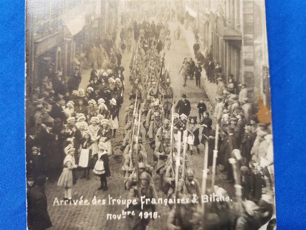 french-post-card-1918-of-a-celebration-parade-rppc