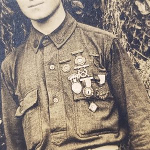 photo-of-world-war-soldier-with-many-many-medals-on-his-uniform-appears-to-be-sharpshooter