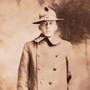 photo-wwi-of-soldier-from-the-114th-aero-squadron-in-trenchi-coat