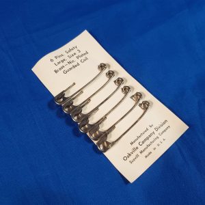 medical safety pins card