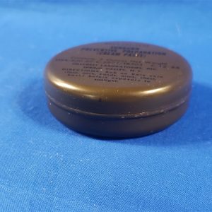 1967-dated-tin-of-sunburn-cream-and-protectant-for-the-soldiers-in-the tropical-areas-excellent-condition-small-tin