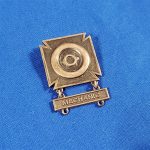 badge-driver-world-war-two-mech-mechanic-bar-stterling-back-pin