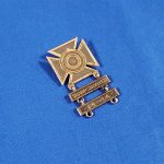 badge-with-shrp-sharpshooter-bar-and-medal-m14-pin-back-valoupe