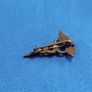 world-war-one-officers-dentist-insignia-with-pin-back-letter-d-insig-wwi