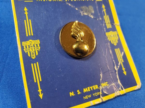 disc-ord-t3-meyer-on-original-card-screw-back-wwii