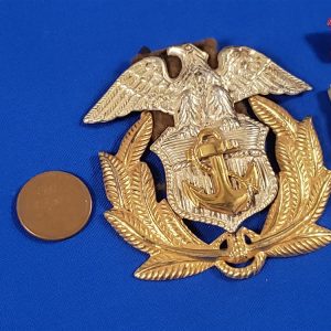 merchant-marine-world-war-two-cap-badge-insignia-and-ribbons-in-wrap-with-ranck-cap-insignia-back