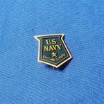 navy-civil-war-worker-badge-pin-plastic-wwii-pin-back-contract