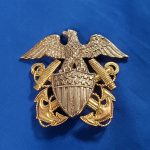 navy-off-officer-visor-cap-eagle-viking-made-hh-sterling-1/20-detail-back-screw