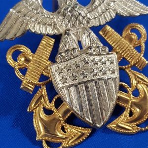 navy-off-officers-visor-cap-insignia-world-war-two-back-screw-sterling-amcraft-amcr-wings