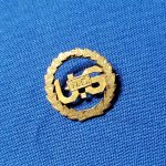 sweetheart-sweethrt-usng-world-war-one-officers-pin-with-wreath-gold-pin-back