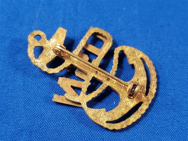 cpo-navy-visor-cap-device-wwii-acid-test-pin-back-gold-insignia