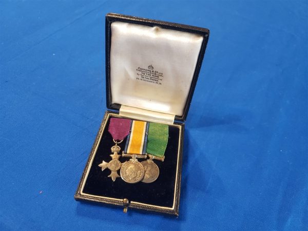 british-wwi-medal-trio-with-scarce-award-in-the-original-jewlers-box-of-presentation