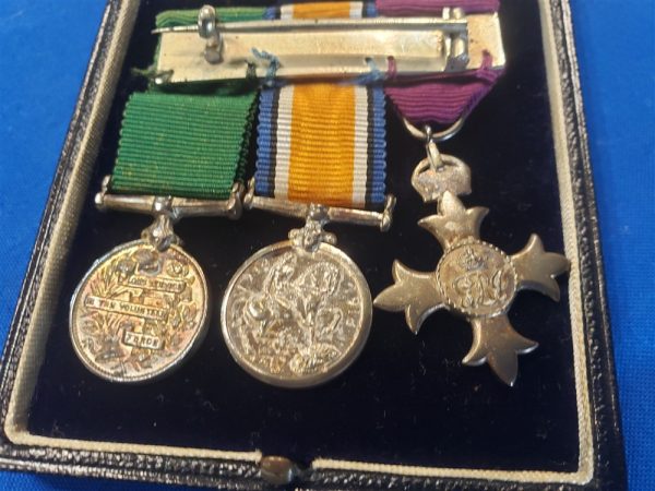 british-wwi-medal-trio-with-scarce-award-in-the-original-jewlers-box-of-presentation