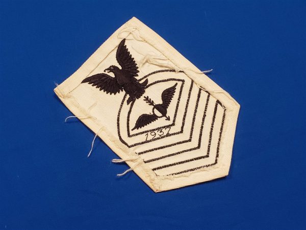 chevron-wwii-navy-aerographer-white-1937-dated-cpo