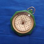 compass-pilots-survival-green-bakelite-type-for-kits-korean-war-kw