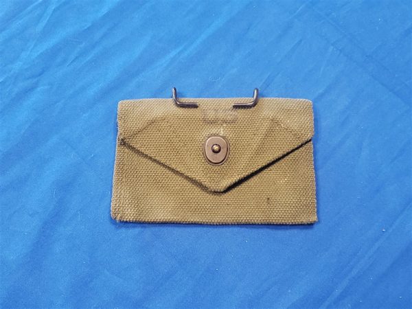 first-aid-pouch-1950s-for-the-individual-bandage-m43-pattern