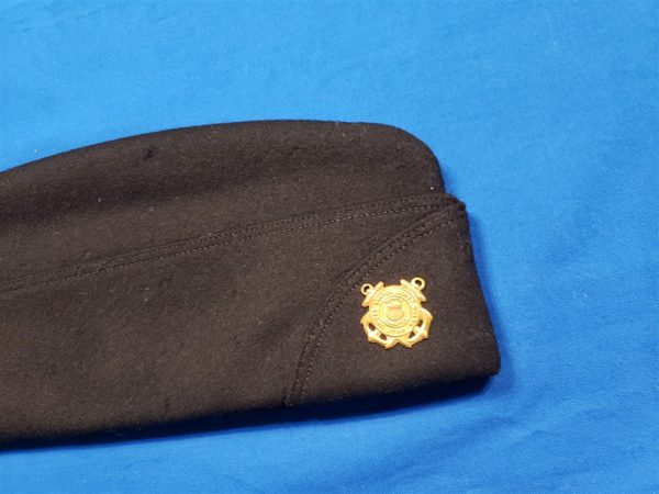 cap-wwii-uscg-officers-in-black-wool-with-original-insignia-coast-guard