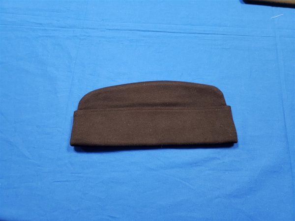 cap-wwii-uscg-officers-in-black-wool-with-original-insignia-coast-guard