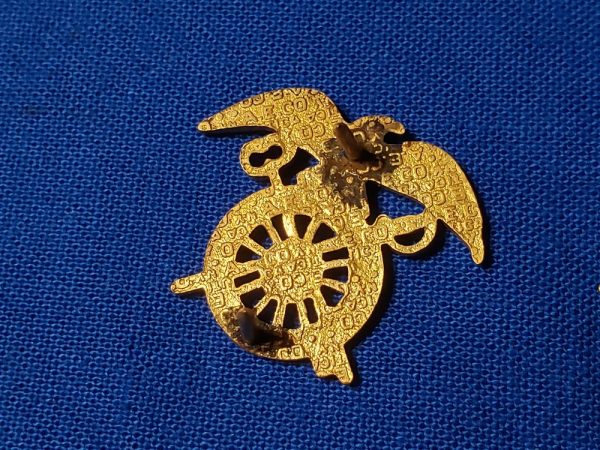 officer-qmc-quartermaster-ofc-snowflake-pin-back-aeco