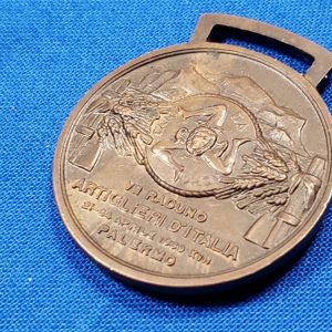 italian-artillery-contest-medal-wwii-1939-bronze-front-back-key-fob