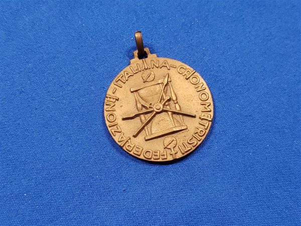 italian-time-keeping-medal-41-1941-facist-back