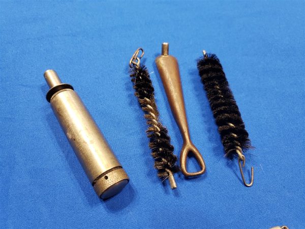 german-wwii-k98-cleaning-kit-complete-with-chain-tool-brushes-1938