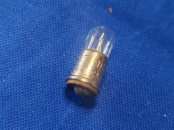 prc25-radio-light-bulb-in-1968-dated-package