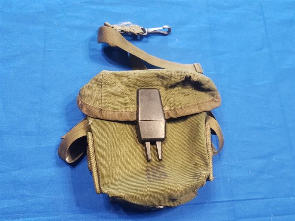 m16-20-round-pouch-nylon-vietnam-issue-for-the-later-battle-gear-with-quick-draw-strap