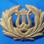 m1897-band-musician-cap-badge-with-civil-war-pattern-fat-wreath