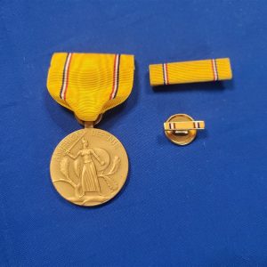 medal-am-american-defense-in-original-box-complete-dated-1945