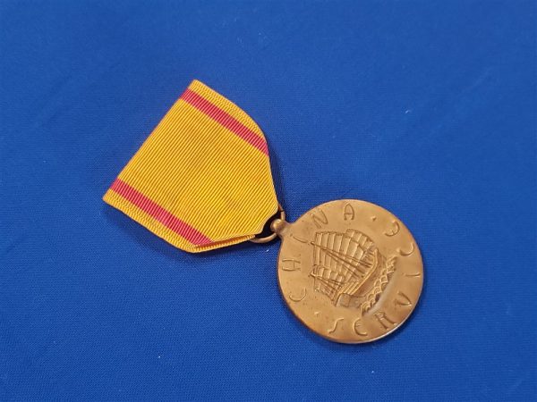 medal-china-service-in-the-original-issue-box-marked-wwii