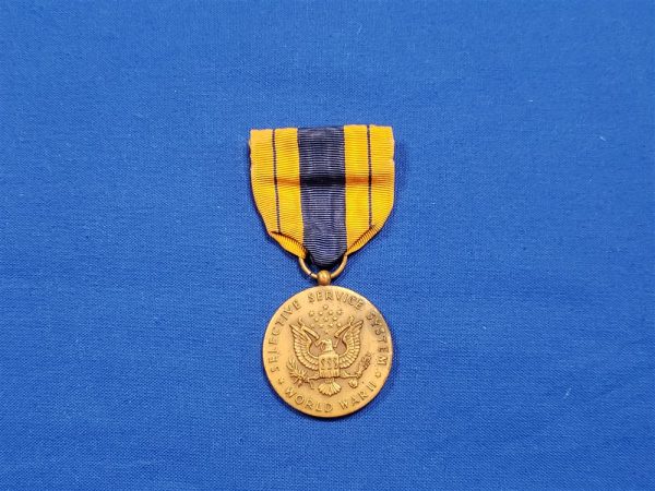 selective-service-medal-wwii-with-early-suspension-