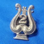 2nd-musician-band-cap-insignia-early-1900-silver-back-screw