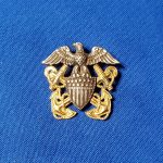 navy-ofc-officer-cap-insignia-hh-mfg-gold-silver-wwii-pin-back