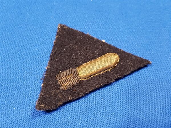 patch-british-made-air-corps-armorment-training-triangle-sleeve-ac