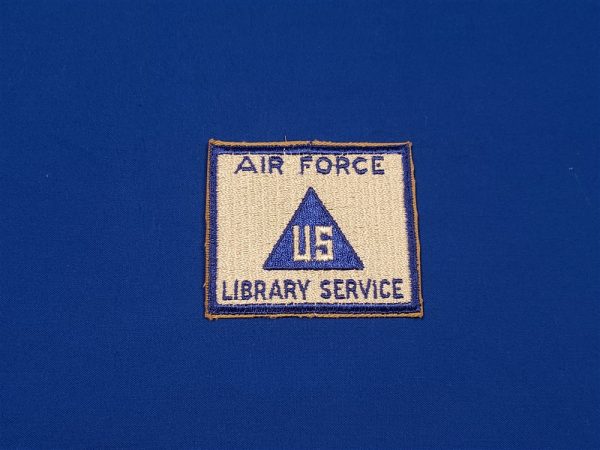 patch-noncombat-usaf-library-white-with-blue-us-triangle