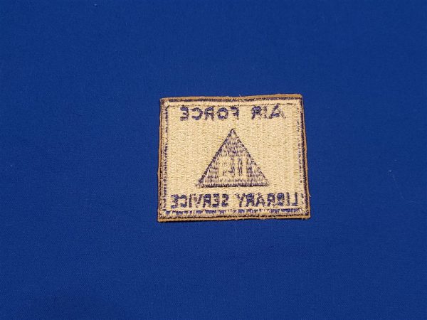 patch-noncombat-usaf-library-white-with-blue-us-triangle