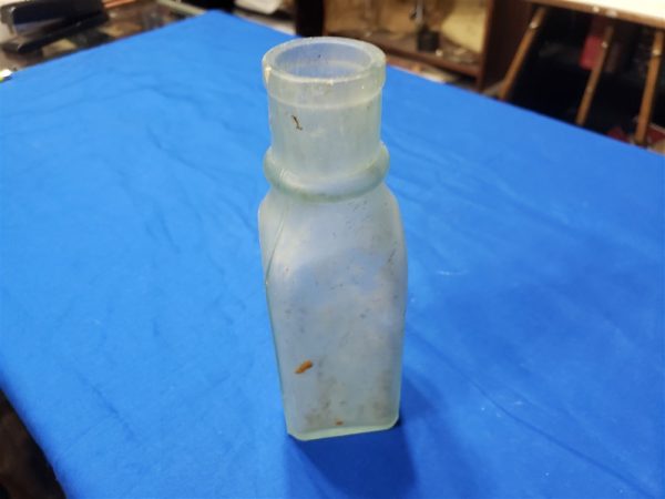 pickle-bottle-civil-war-era-as-used-in-rations-in-haversacks-bottom-side