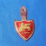 pocket-badge-leather-enamel-lion-of-st-mark-hanger-setaf.