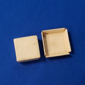 red-cross-lifesaving-pin-in-the-original-box-world-war-two-wwii-maker-marked-size