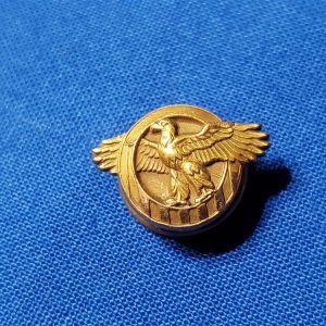 ruptured-duck-10k-wwii-screw-back-full-size