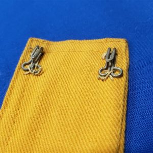 shoulder-strap-1890s-yellow-cavalry-with-hooks-on-back-front